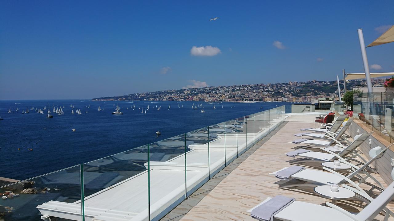 Grand Hotel Vesuvio Naples Exterior photo